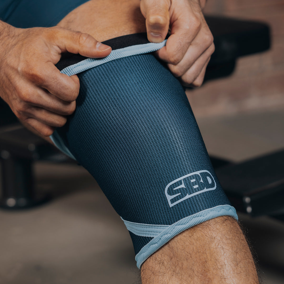 REFLECT POWERLIFTING KNEE SLEEVES